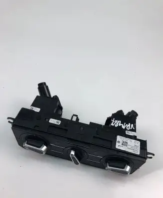 Volkswagen Polo VI Interior fan control switch 2G1820045G
