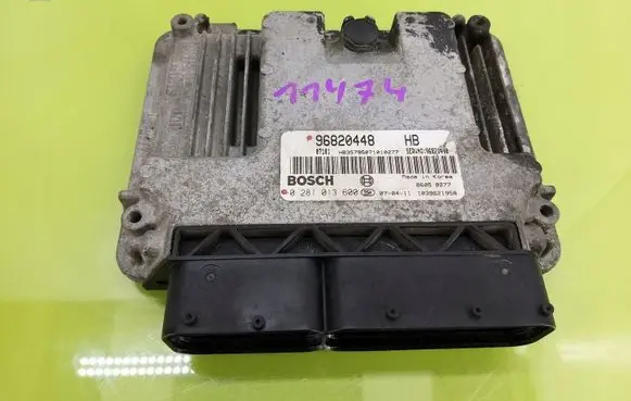 Chevrolet Lacetti Engine control unit/module 96820448