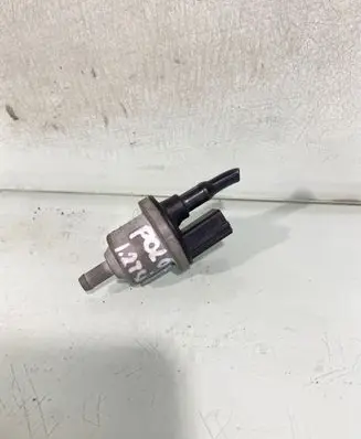 Volkswagen Polo V 6R Vacuum valve 06d133517b 2580126a