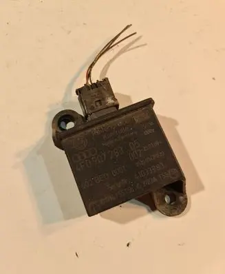 Audi Q7 4L Tire pressure sensor 4F0907283