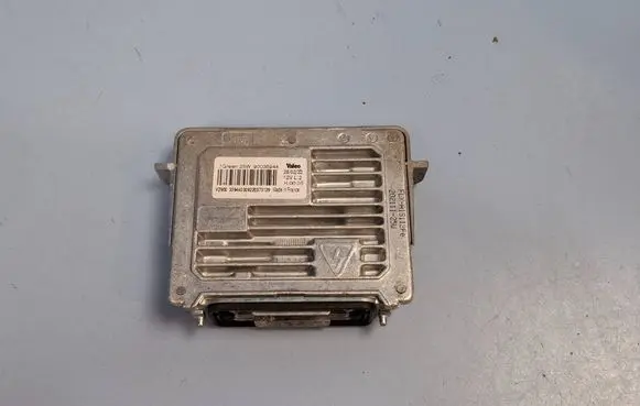 Peugeot Expert Headlight ballast module Xenon 90035944 9808235780