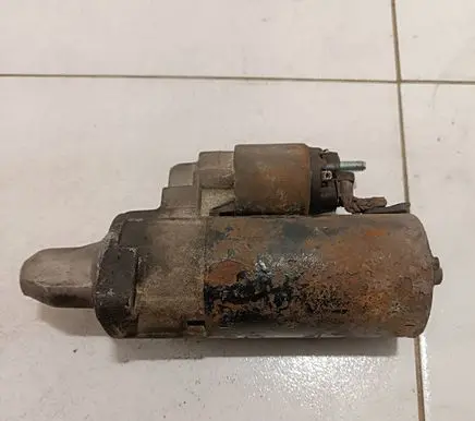 Mercedes-Benz ML W164 Starter motor 1005821904