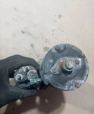 Volvo V70 Starter motor 30782228