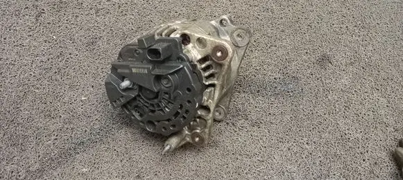 Volkswagen Crafter Generator/alternator 06F903023D 012432513008S