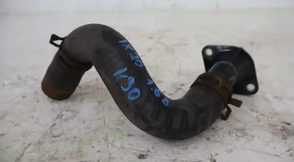 Hyundai ix20 Engine coolant pipe/hose