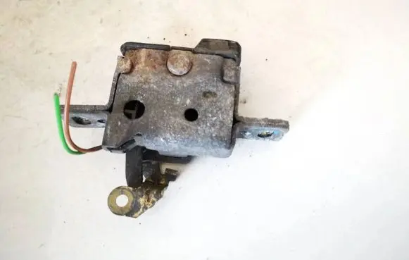 Audi 80 90 S2 B4 Tailgate/trunk/boot lock/catch/latch 4a9827506b