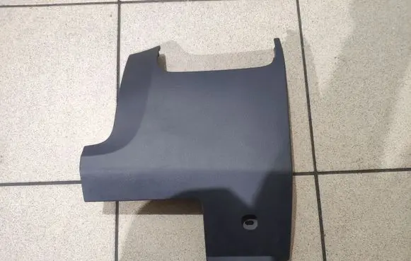 Volkswagen Touareg II Dashboard lower bottom trim panel 7P2858366