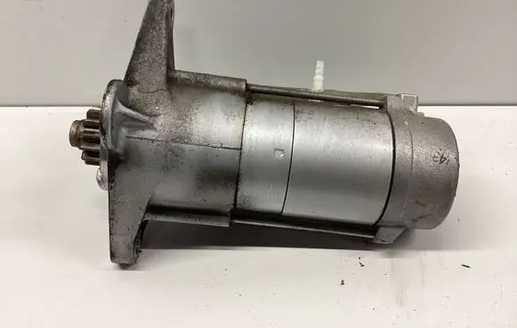 Land Rover Evoque I Starter motor 438001993