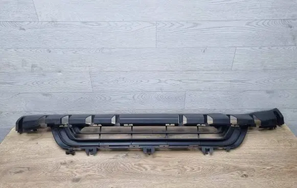 BMW i3 Front bumper lower grill 7306434 7296819