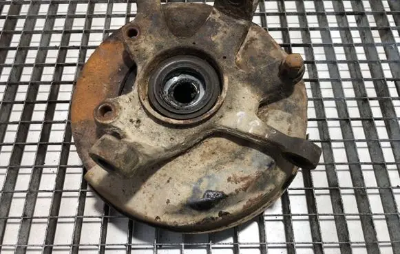 Nissan Terrano Front wheel hub spindle knuckle