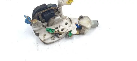 Subaru Legacy Front door lock