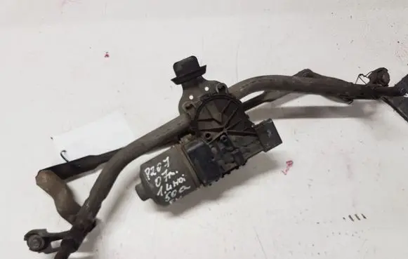 Peugeot 207 Front wiper linkage and motor 0390241540 3397020769 9650380780