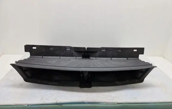 Tesla Model Y Radiator trim 1640666-00