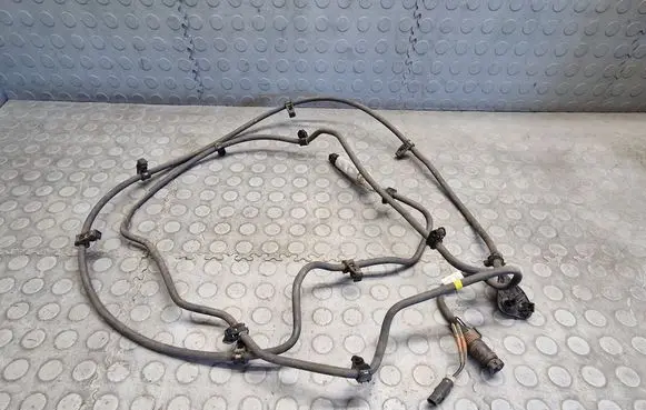 Mercedes-Benz C W205 AdBlue supply pipe A2054700900