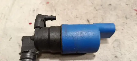 Jaguar XF X260 Windscreen/windshield washer pump AV6113K082AA E23VB