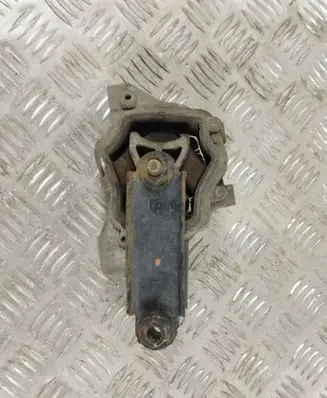 Land Rover Evoque I Engine mount bracket