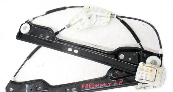 Fiat Freemont Front door manual window regulator 
