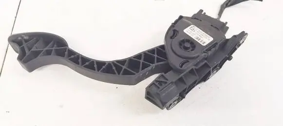 Ford Mondeo MK IV Accelerator throttle pedal 6G929F836RC