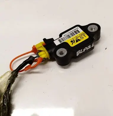 Chevrolet TrailBlazer Airbag deployment crash/impact sensor 15161750
