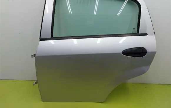 Fiat Grande Punto Rear door
