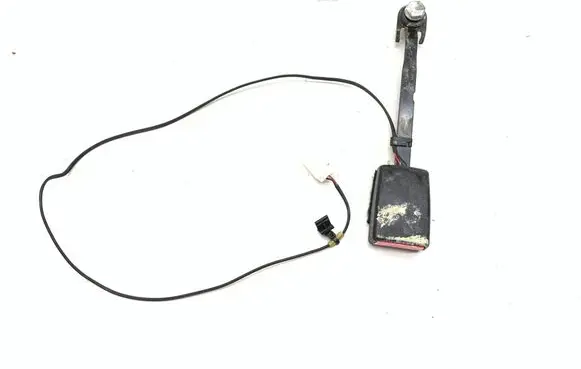 Maserati Quattroporte Front seatbelt buckle 33057063