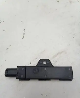 BMW 5 G30 G31 G38 Keyless system antenna 9220831