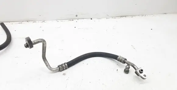 Subaru Forester SF Air conditioning (A/C) pipe/hose