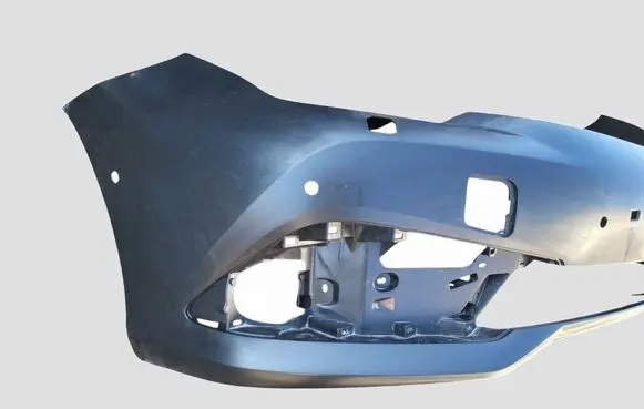 Toyota Auris E210 Front bumper 2319110 2319112