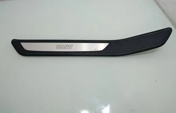 Rear sill trim cover