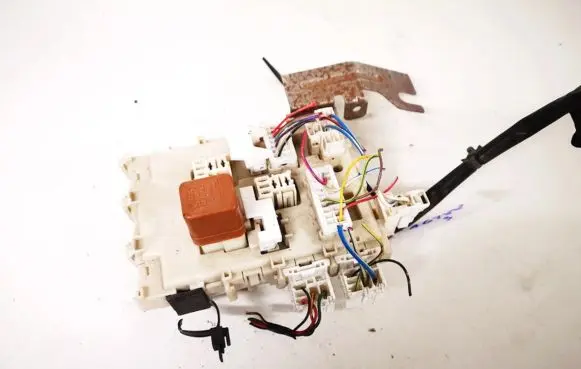 Nissan Almera N16 Fuse box set 243505m310