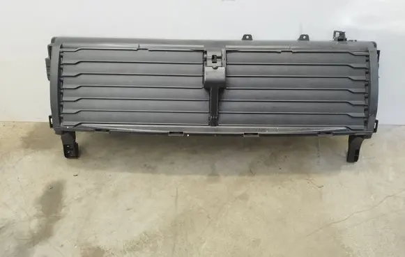 Audi Q5 SQ5 Intercooler air guide/duct channel 80A121223