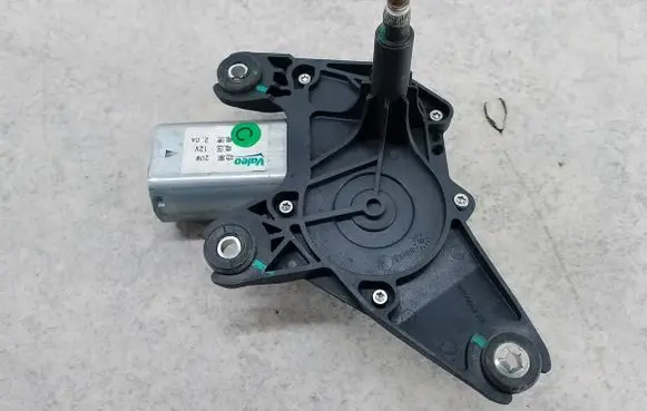 Opel Mokka Rear window wiper motor 96955193