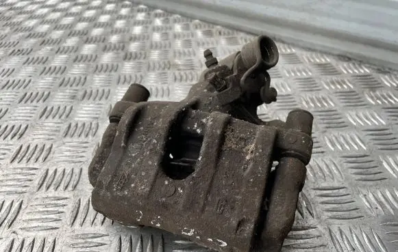 Volvo C30 Rear brake caliper