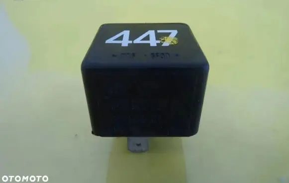 Skoda Octavia Mk1 (1U) Other relay 6U0906061A 9445111