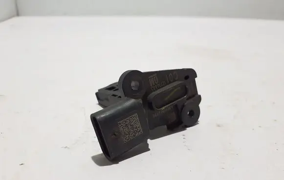 Chevrolet Silverado Mass air flow meter 12714453