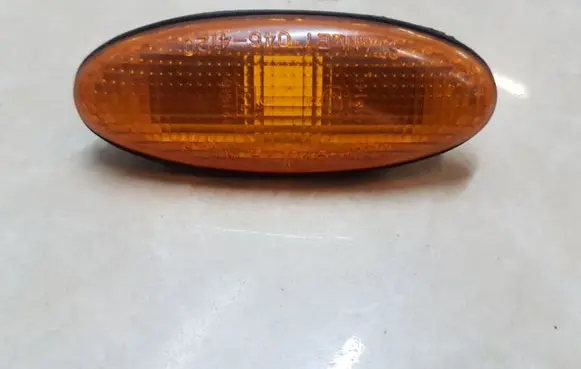 Mitsubishi Pajero Sport I Front fender indicator light 0464120
