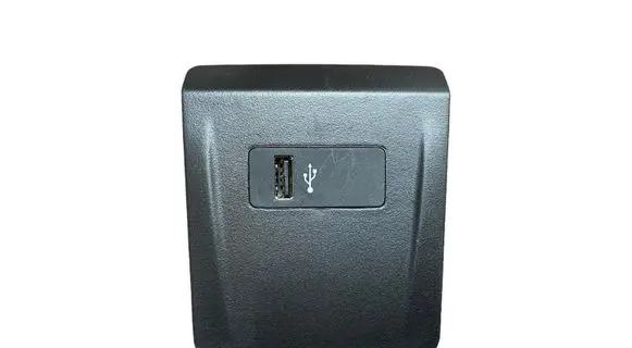 BMW 2 F45 AUX in-socket connector 1303038