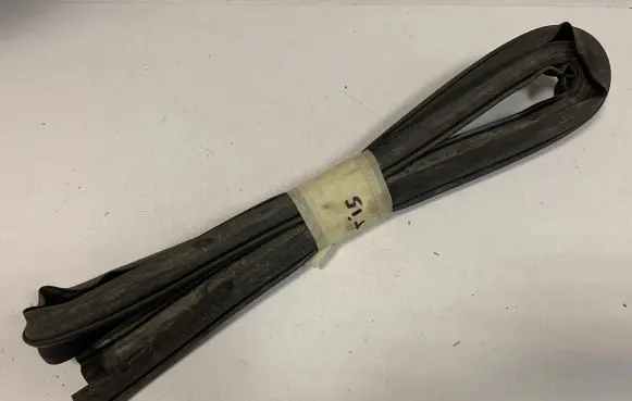 Audi Q5 SQ5 Front door rubber seal 80A833177
