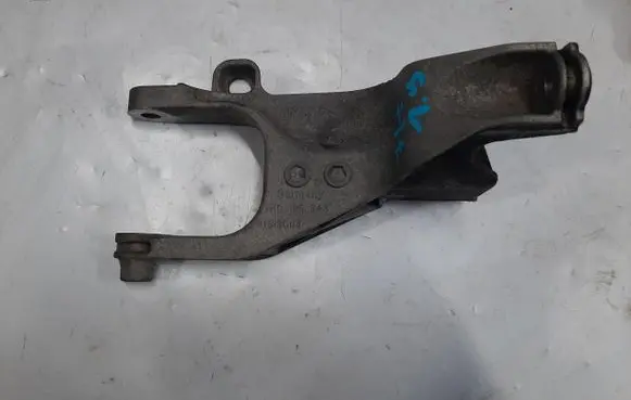 Volkswagen Transporter - Caravelle T5 Engine mount vacuum valve 7H0199343