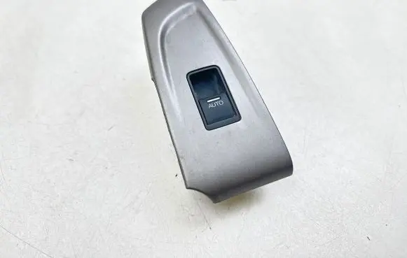Honda Accord Electric window control switch 35770TL4E11M1 1658D1 C8HDT14HE114