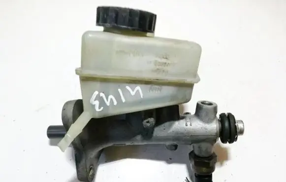 Master brake cylinder
