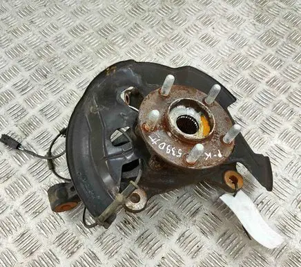 Mazda CX-5 II Front wheel hub KN3L33031