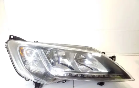 Peugeot Boxer Headlight/headlamp 1375098080