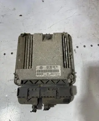 Volkswagen Golf V Engine control unit/module 03G906016FM 1039S06218 0281011903