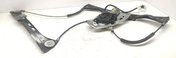 Mercedes-Benz C W203 Front door window regulator with motor A2208204642 LH106284