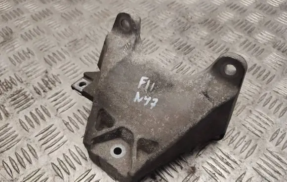 BMW 5 F10 F11 Gearbox mounting bracket 6781235 22326781235