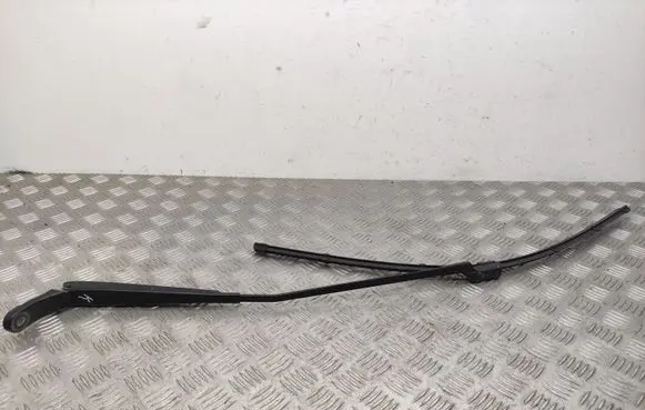 Peugeot 3008 I Windshield/front glass wiper blade 9672059480