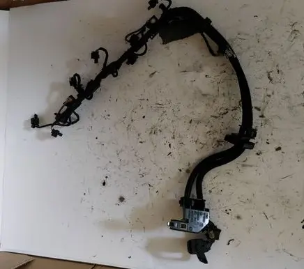 BMW 1 F20 F21 Fuel injector wires 5007648295