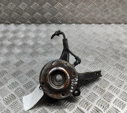 Opel Mokka B Front wheel hub 9826532380
