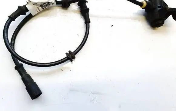 Opel Vectra B ABS brake wheel speed sensor 90464775